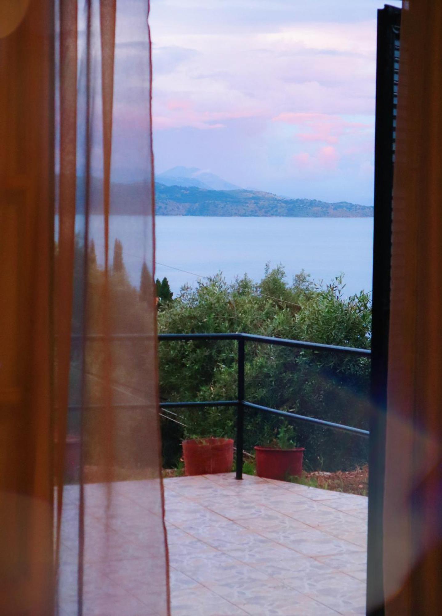 Kaminaki Seaview Apartments Katávolos Extérieur photo